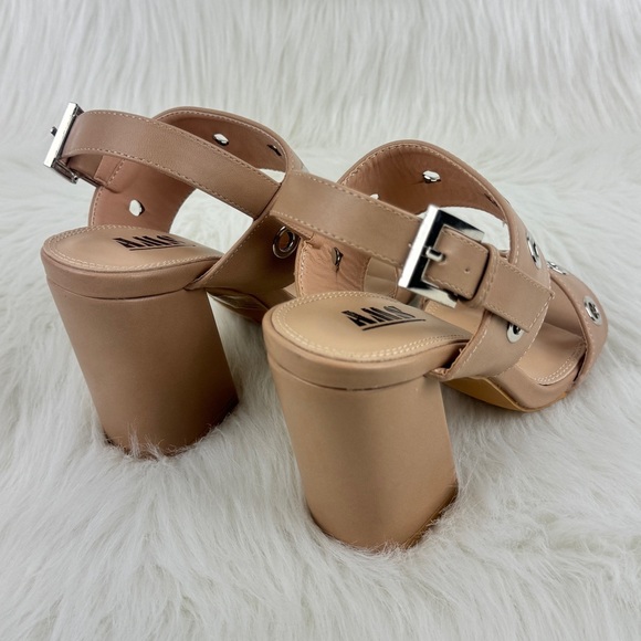 Women's AMS Sarah Silver Grommet Accent Slingback Block Heel Sandals Nude - Picture 5 of 8